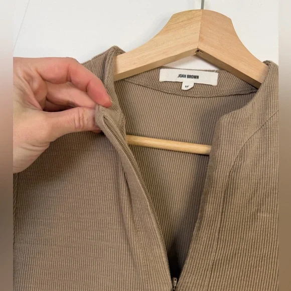 NUDE joah brown invisible zip long sleeve top